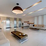 Beach Village #1503 - Apê na Praia por Carpediem